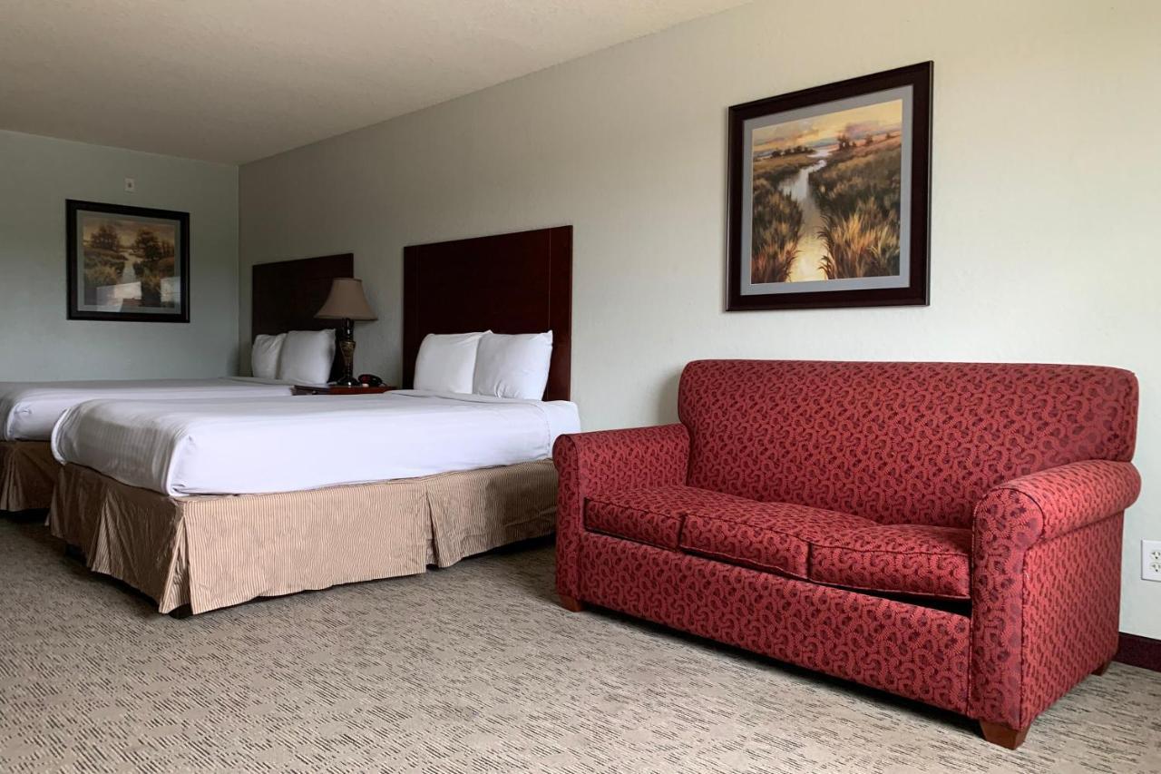 Oyo Hotel Pearsall I-35 West Екстериор снимка